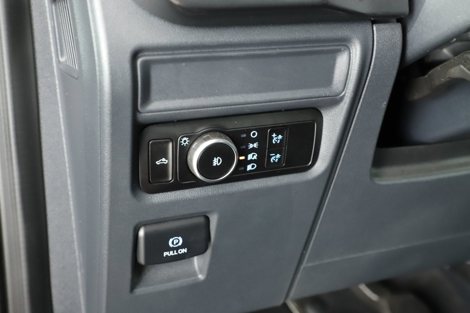 2023 Ford F-150 STX
