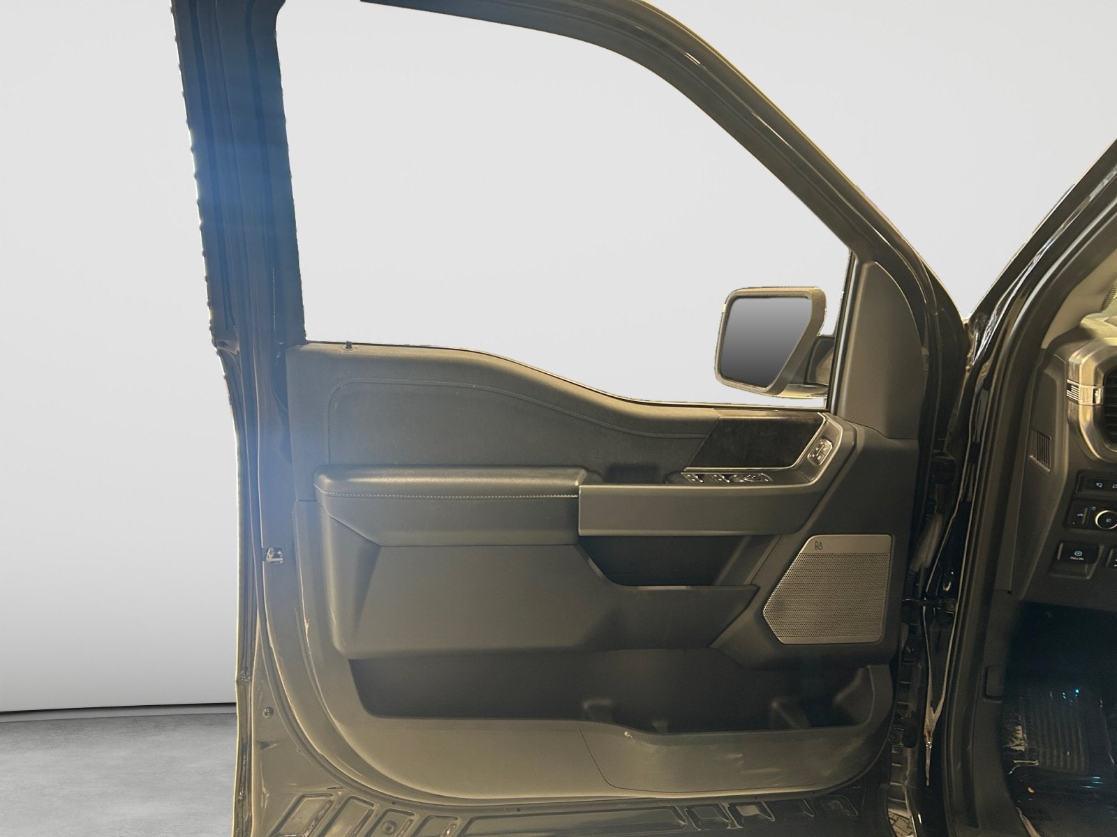 2022 Ford F-150 LARI