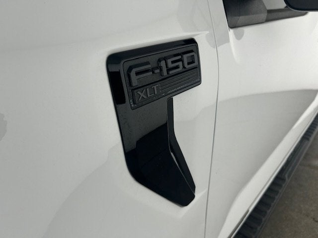 2023 Ford F-150 Base