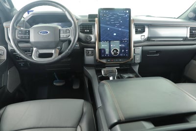 2023 Ford F-150 Lightning Base