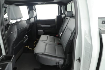 2023 Ford F-150 Lightning Base