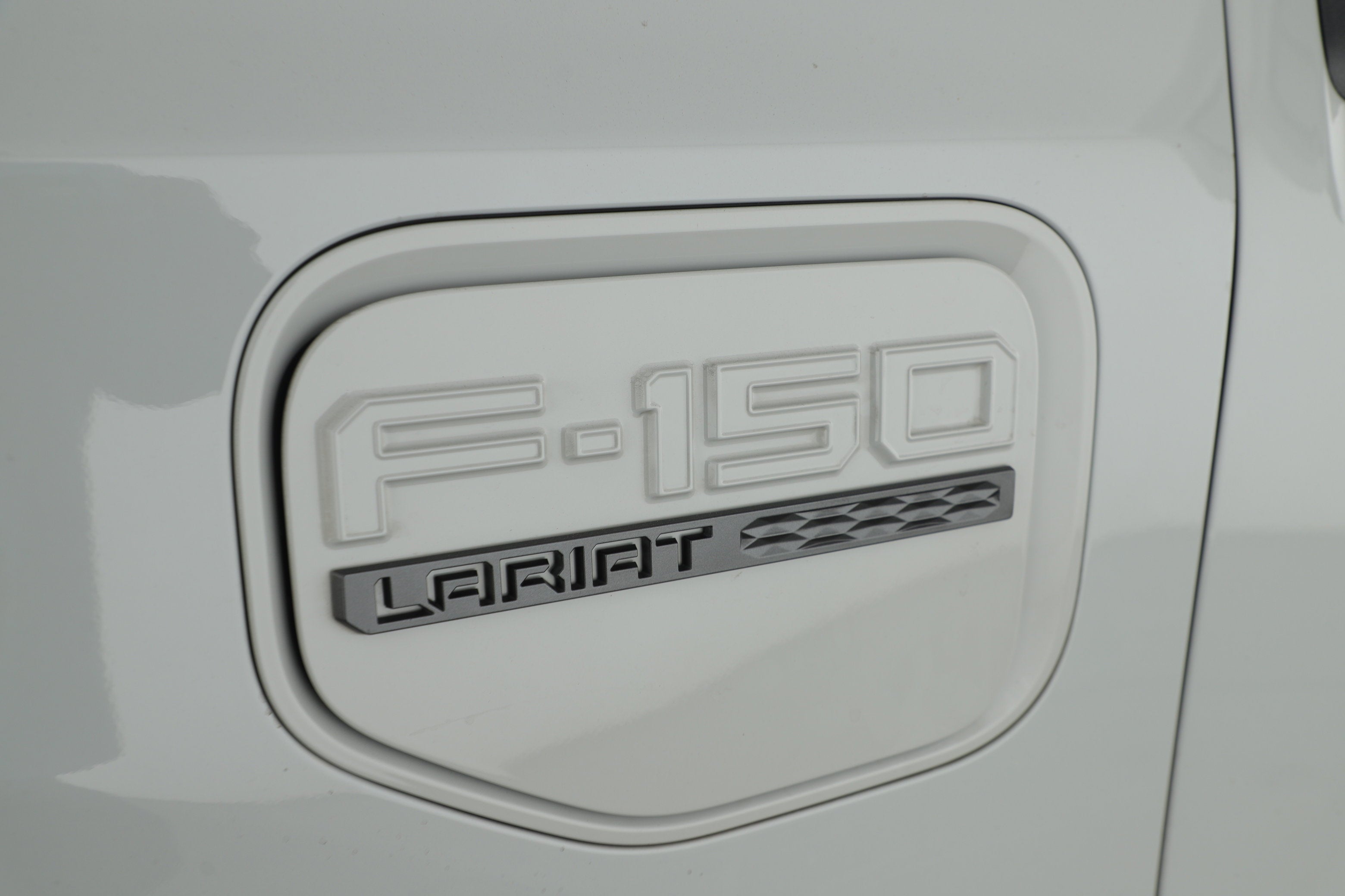 2023 Ford F-150 Lightning Base