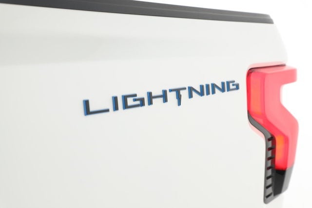 2025 Ford F-150 Lightning LARIAT