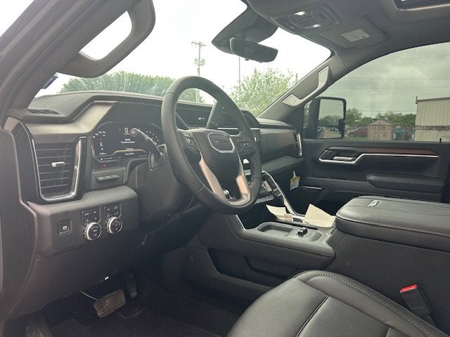 2025 GMC Sierra 2500HD Denali