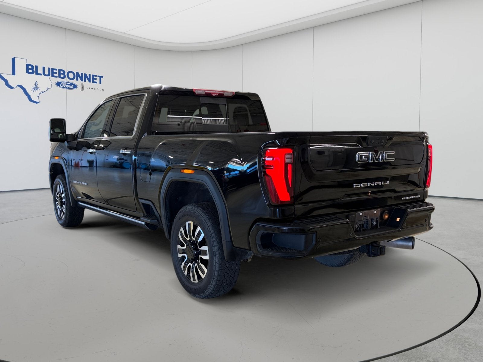 2025 GMC Sierra 2500HD Denali Ultimate