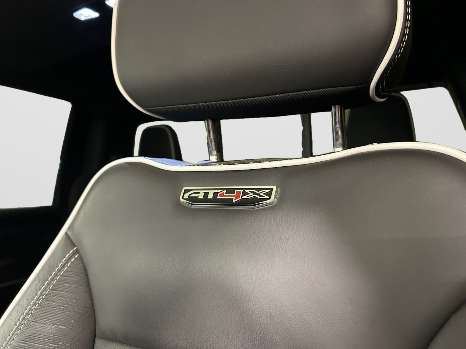 2025 GMC Sierra 2500HD AT4X