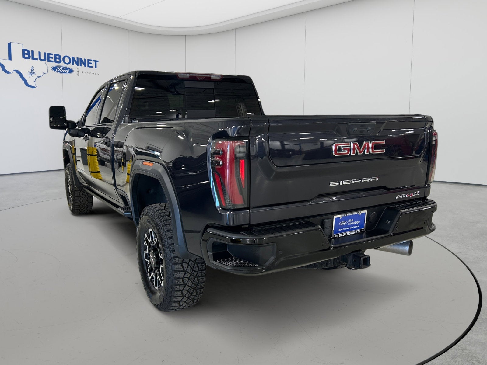 2025 GMC Sierra 2500HD AT4X
