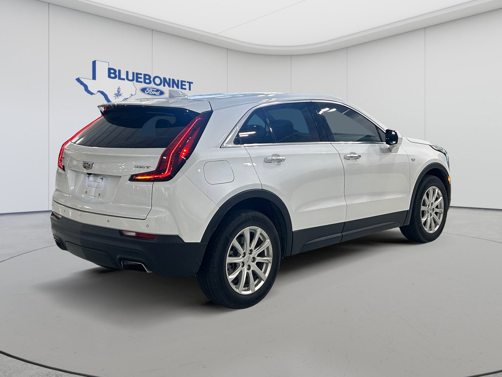2023 Cadillac XT4 FWD Luxury