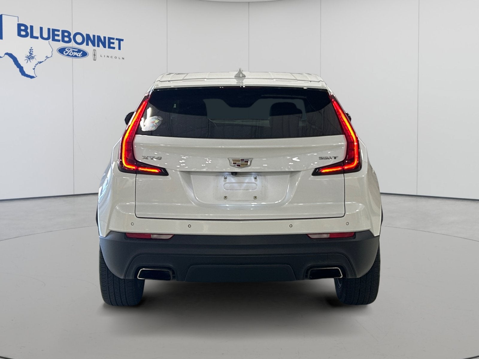 2023 Cadillac XT4 FWD Luxury