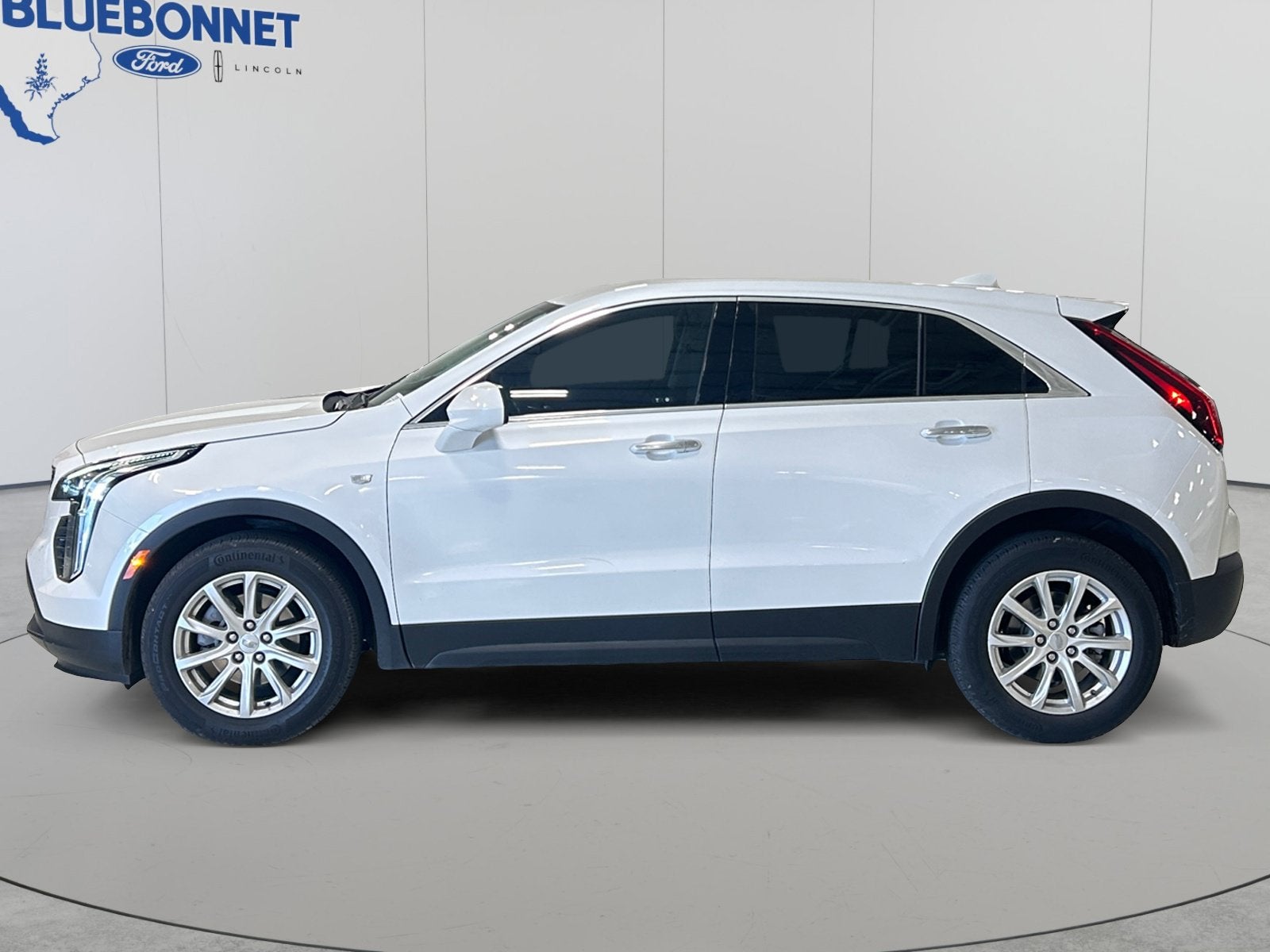 2023 Cadillac XT4 FWD Luxury
