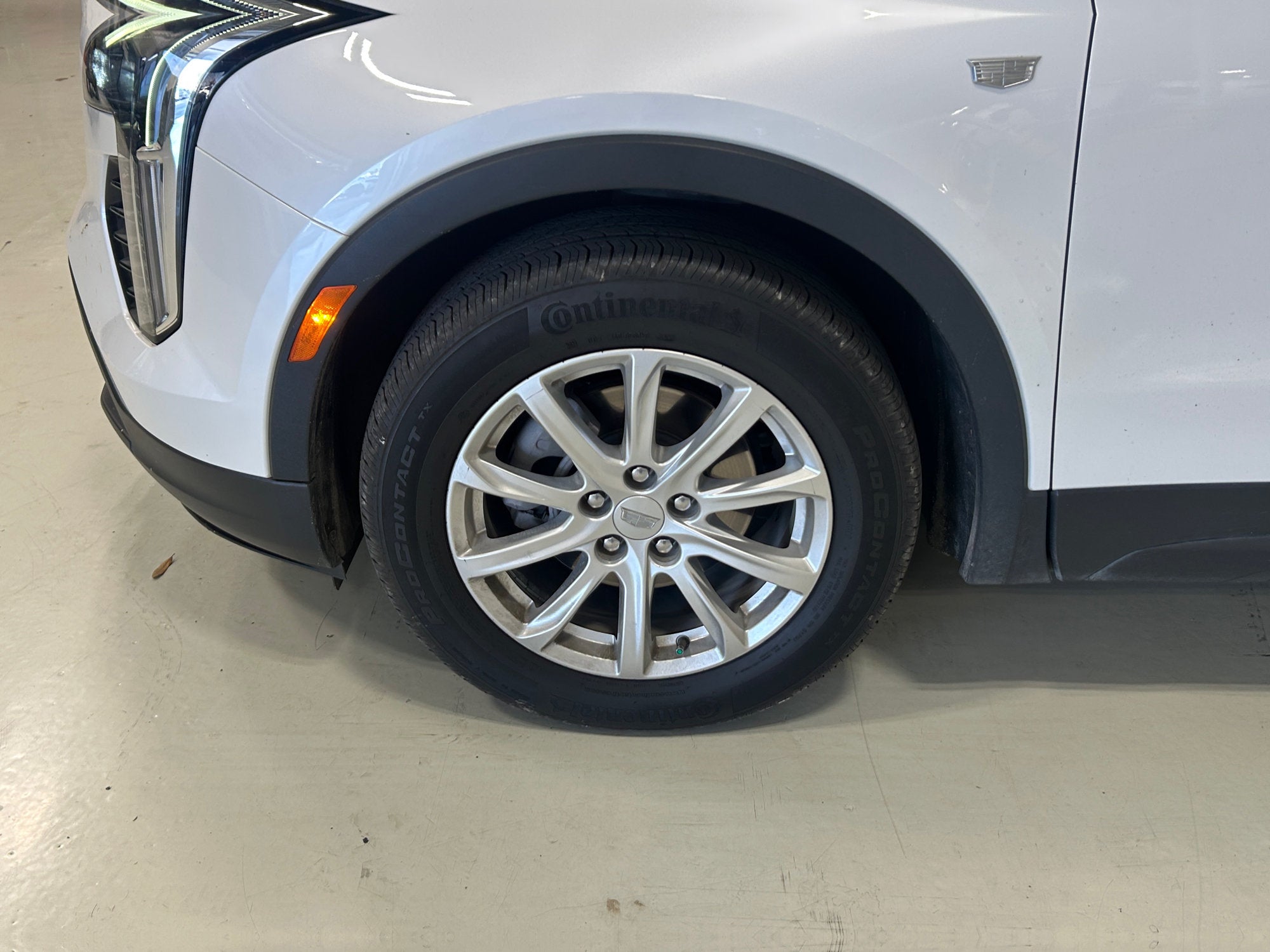 2023 Cadillac XT4 FWD Luxury