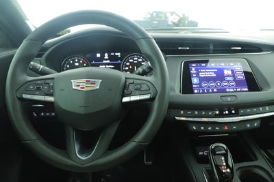 2022 Cadillac XT4 FWD Sport