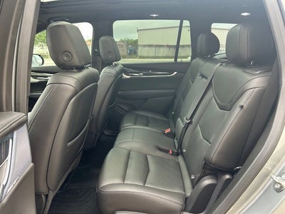 2023 Cadillac XT6 FWD Premium Luxury