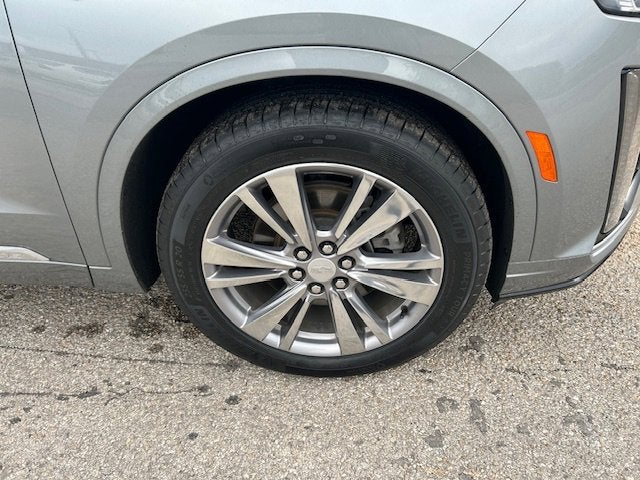 2023 Cadillac XT6 FWD Premium Luxury