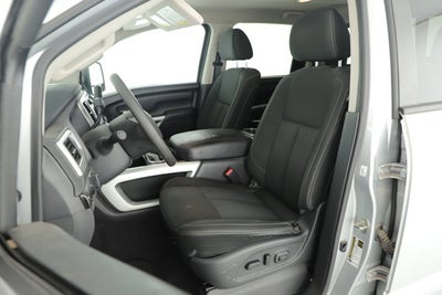 2017 Nissan Titan SV