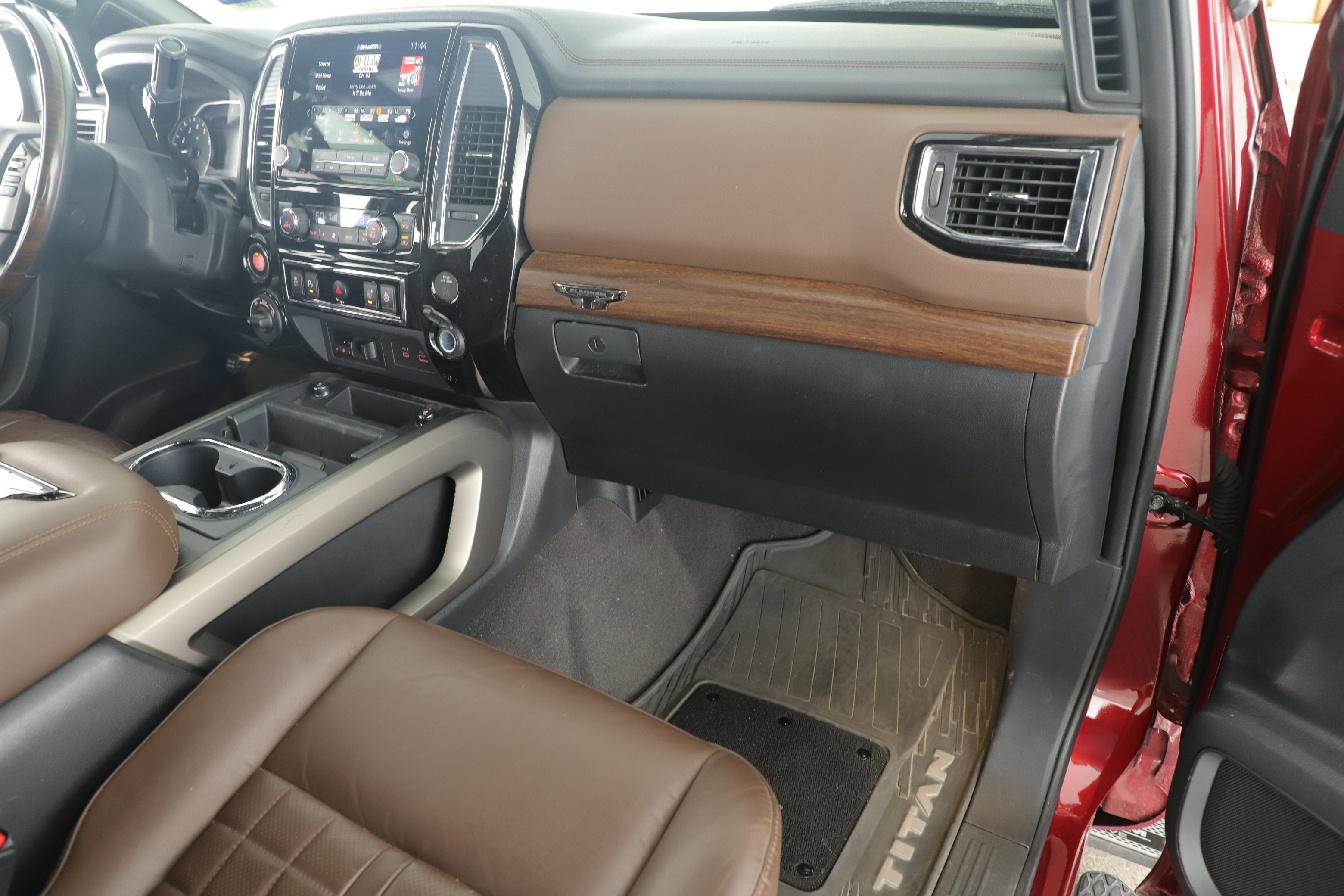 2021 Nissan Titan Platinum Reserve