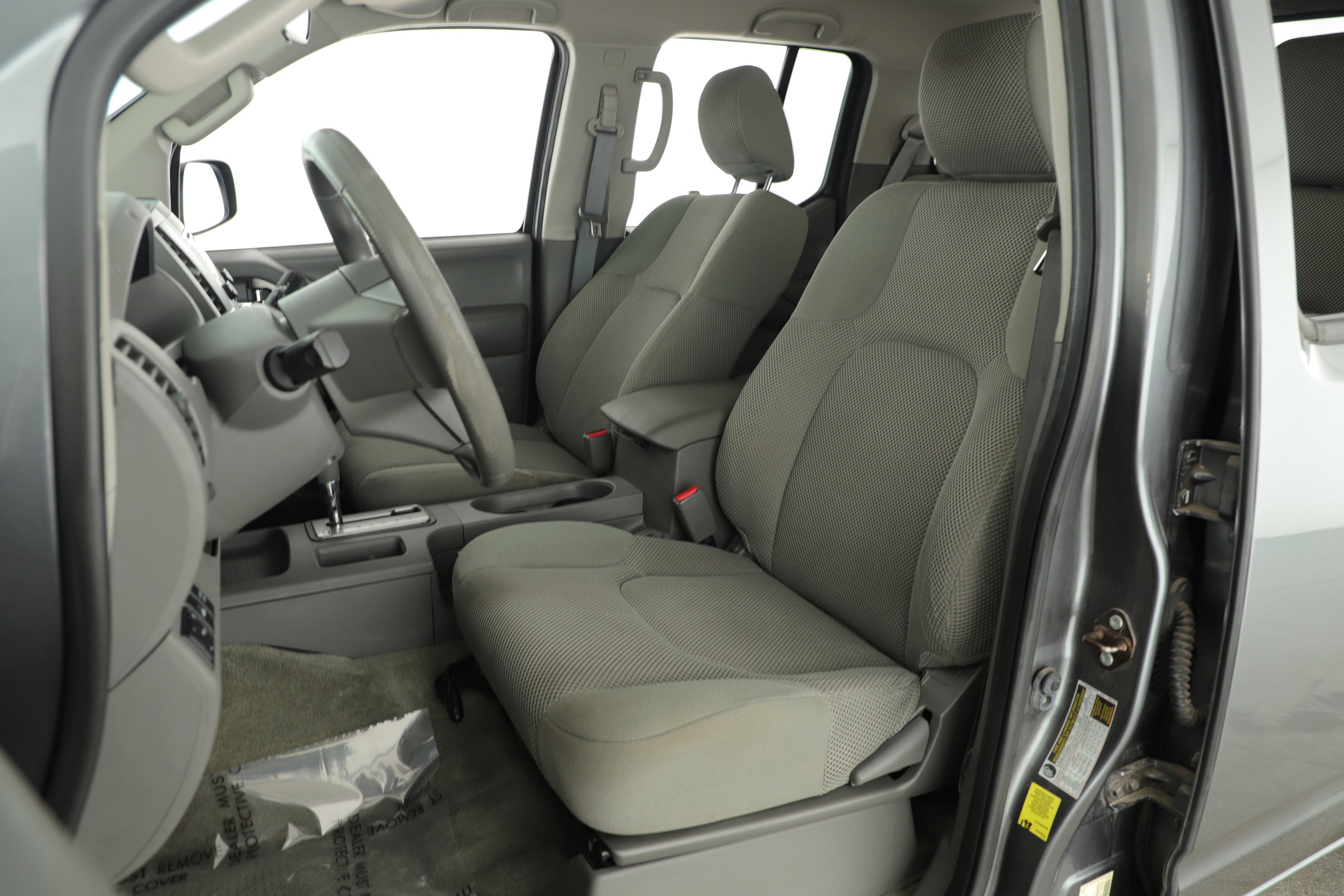 2016 Nissan Frontier Base