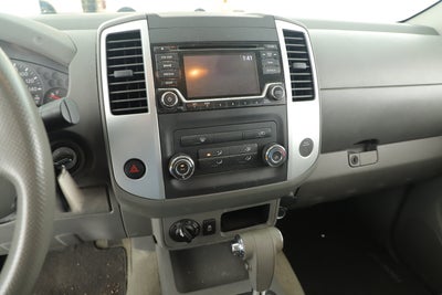 2016 Nissan Frontier Base