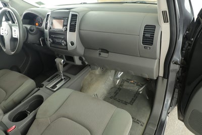 2016 Nissan Frontier Base