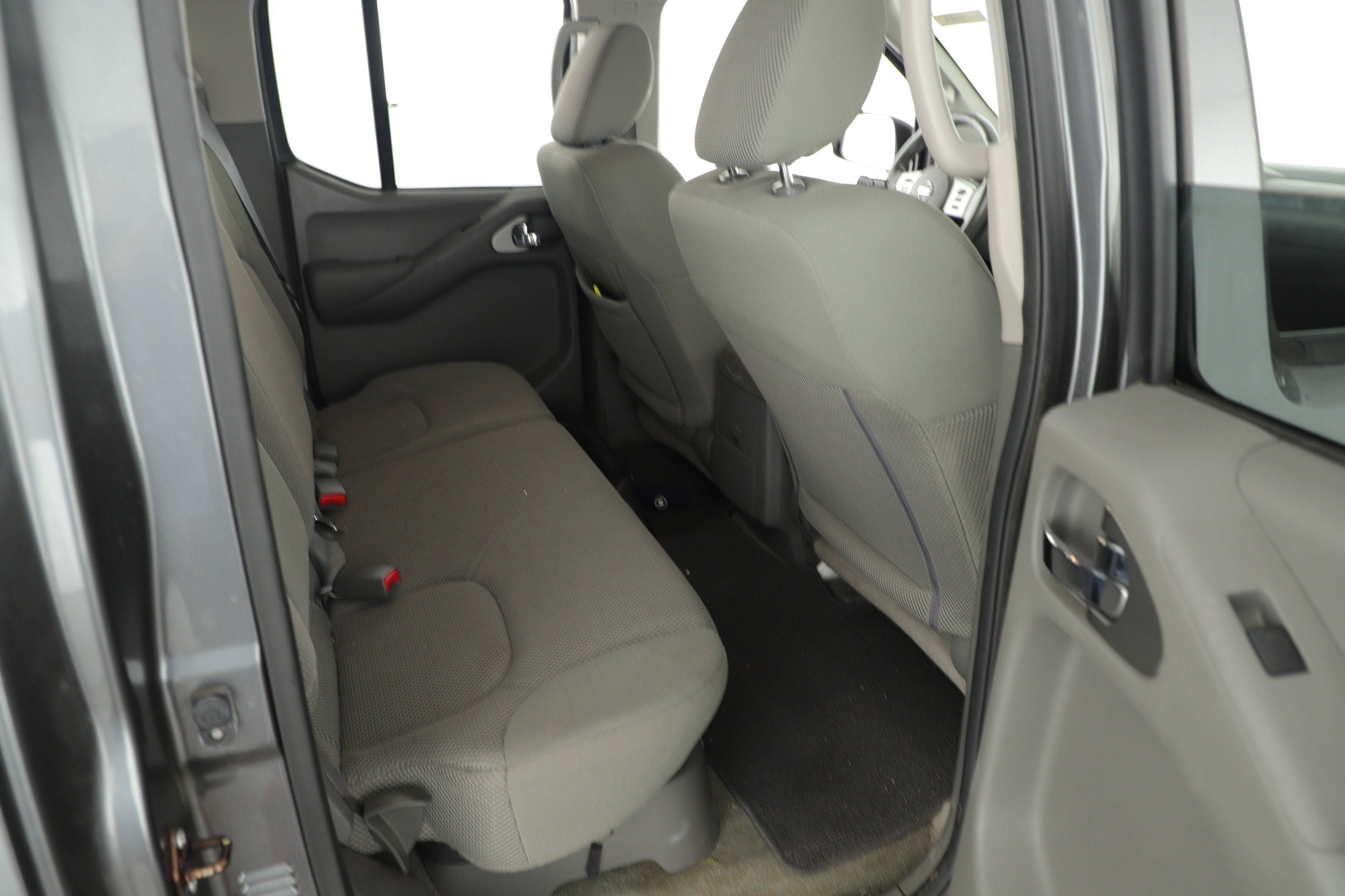 2016 Nissan Frontier Base