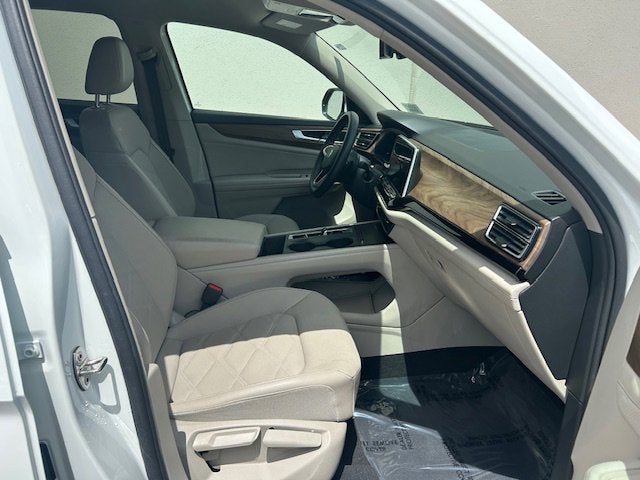 2024 Volkswagen Atlas 2.0T SE