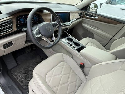 2024 Volkswagen Atlas 2.0T SE