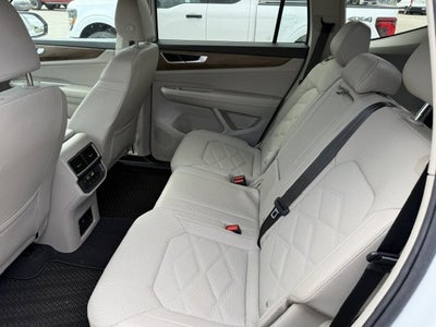 2024 Volkswagen Atlas 2.0T SE