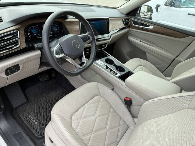 2024 Volkswagen Atlas 2.0T SE