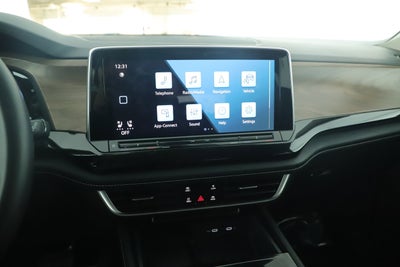 2024 Volkswagen Atlas 2.0T SE with Technology