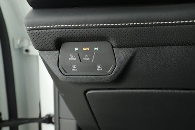 2024 Volkswagen Atlas 2.0T SE with Technology