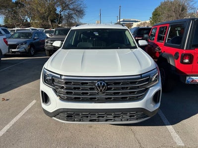 2024 Volkswagen Atlas 2.0T SE with Technology