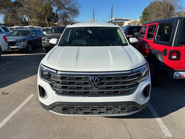 2024 Volkswagen Atlas 2.0T SE with Technology