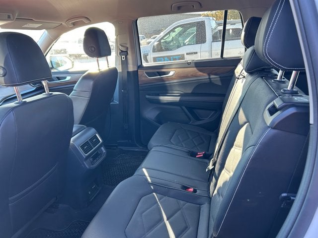 2024 Volkswagen Atlas 2.0T SE with Technology