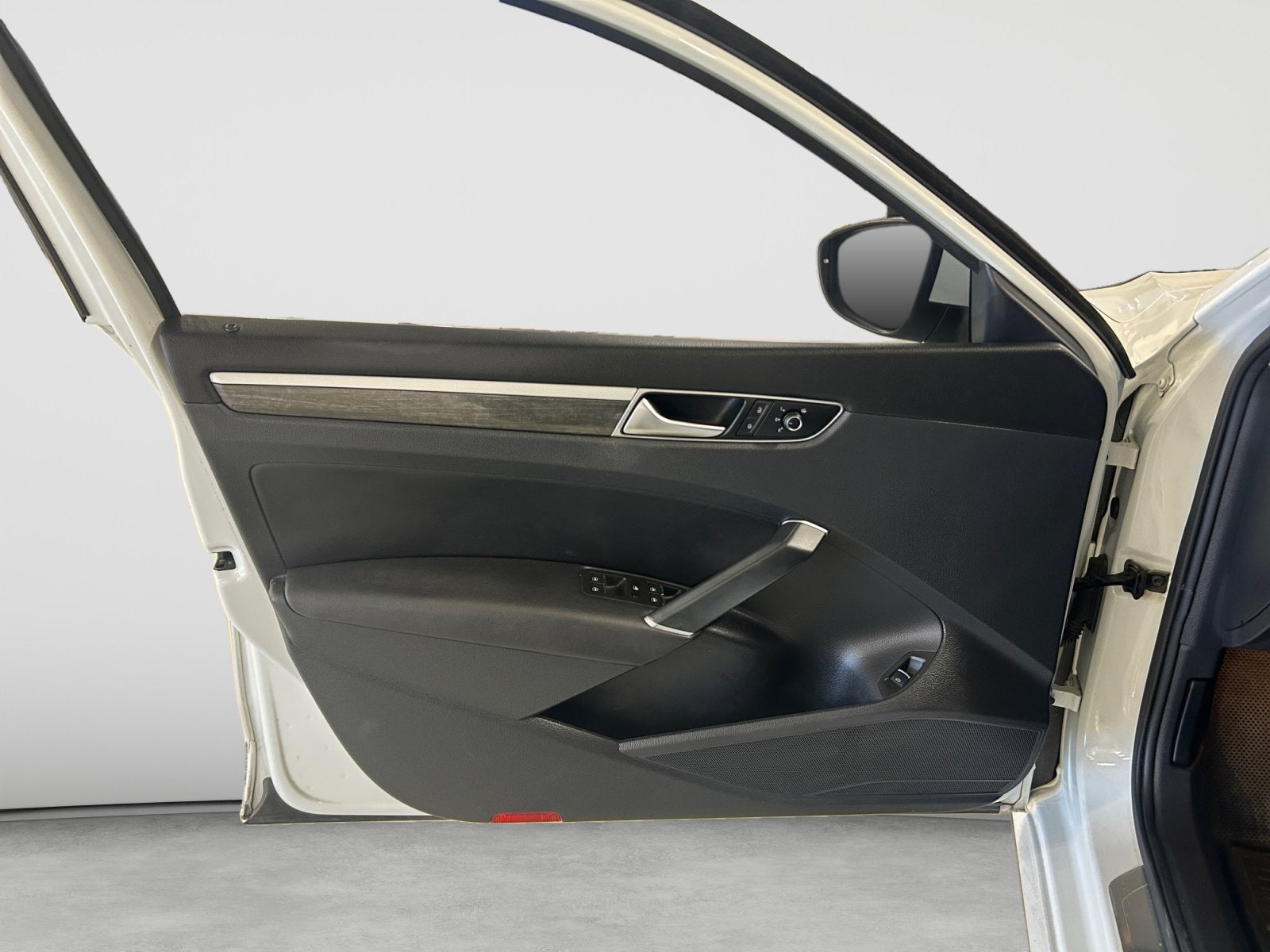 2017 Volkswagen Passat 1.8T SE with Technology