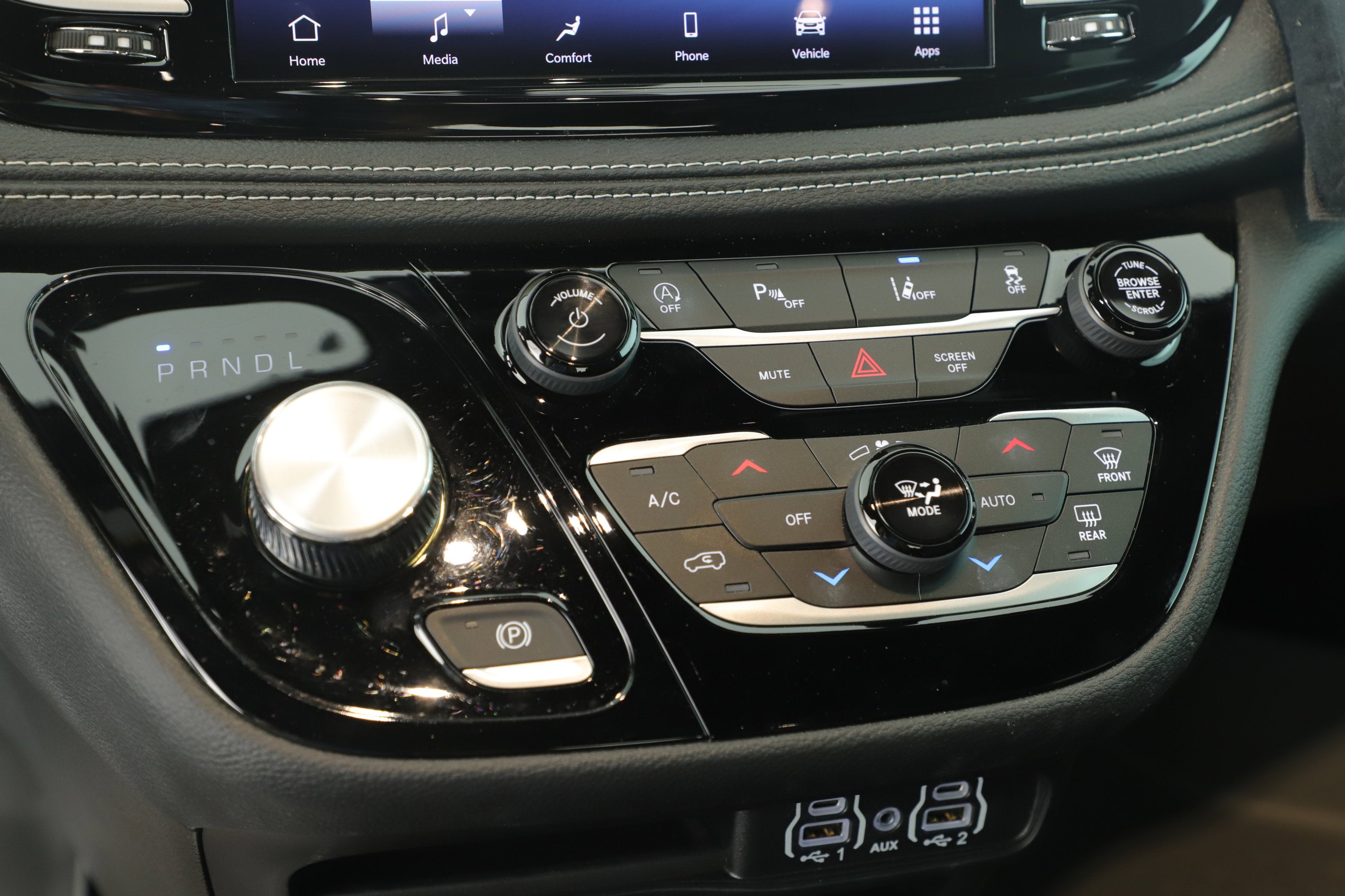 2025 Chrysler Pacifica Select