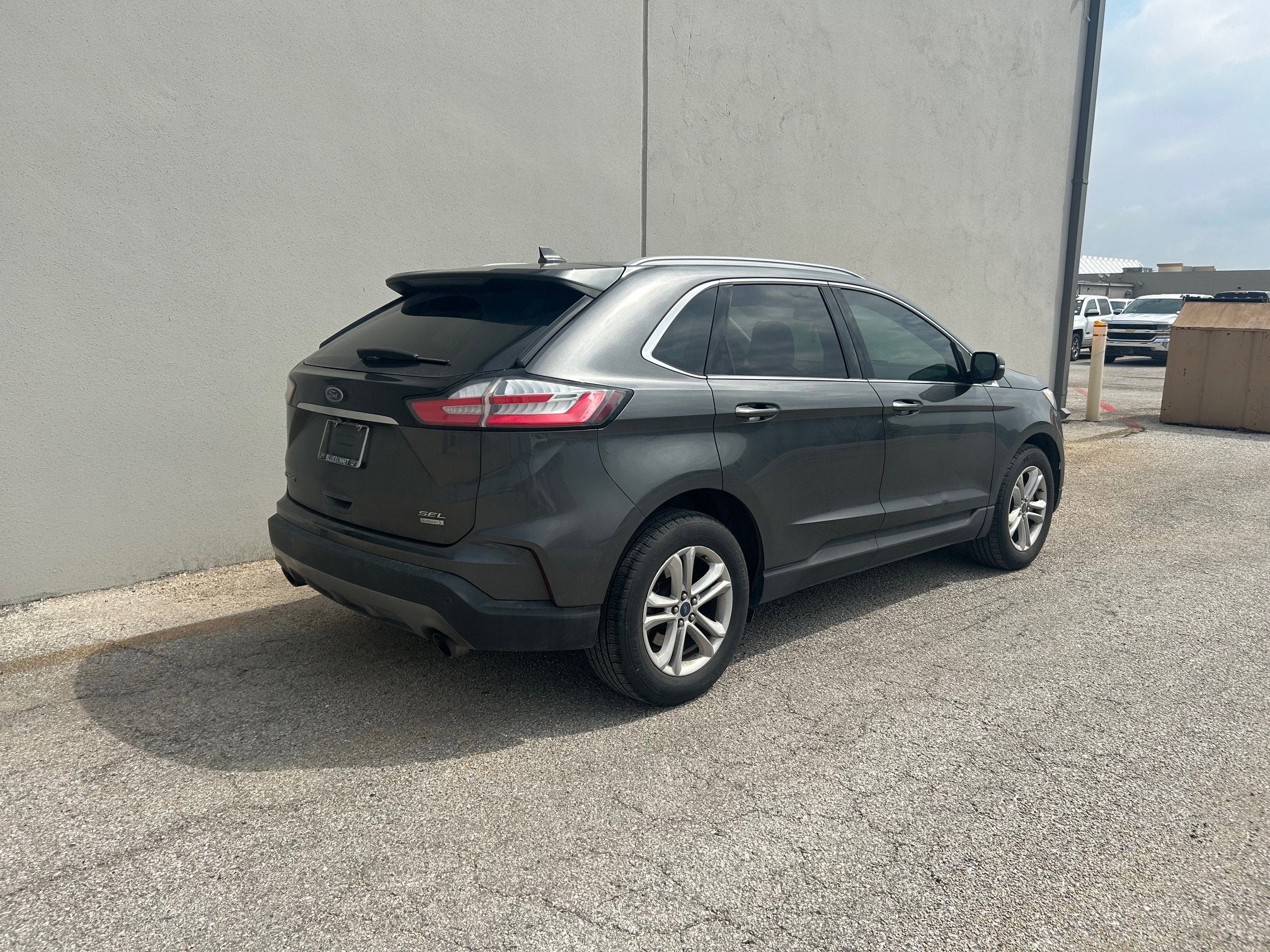 2020 Ford Edge Base