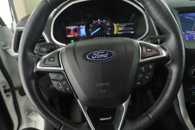 2020 Ford Edge Base
