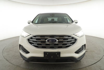 2020 Ford Edge Base