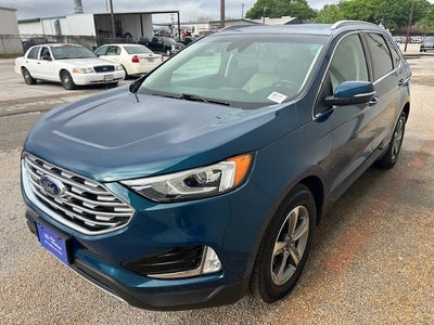 2020 Ford Edge Base