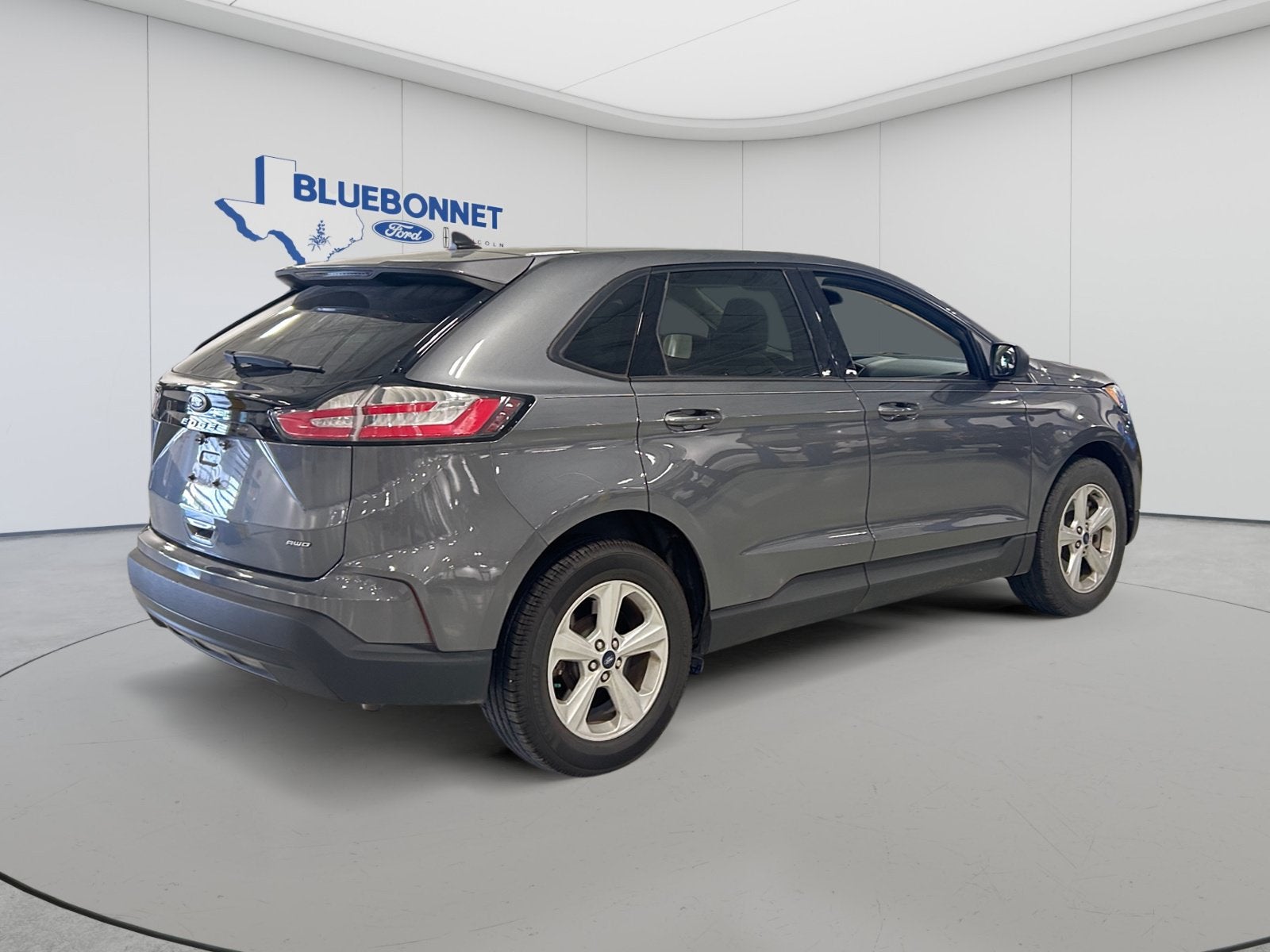 2022 Ford Edge SE