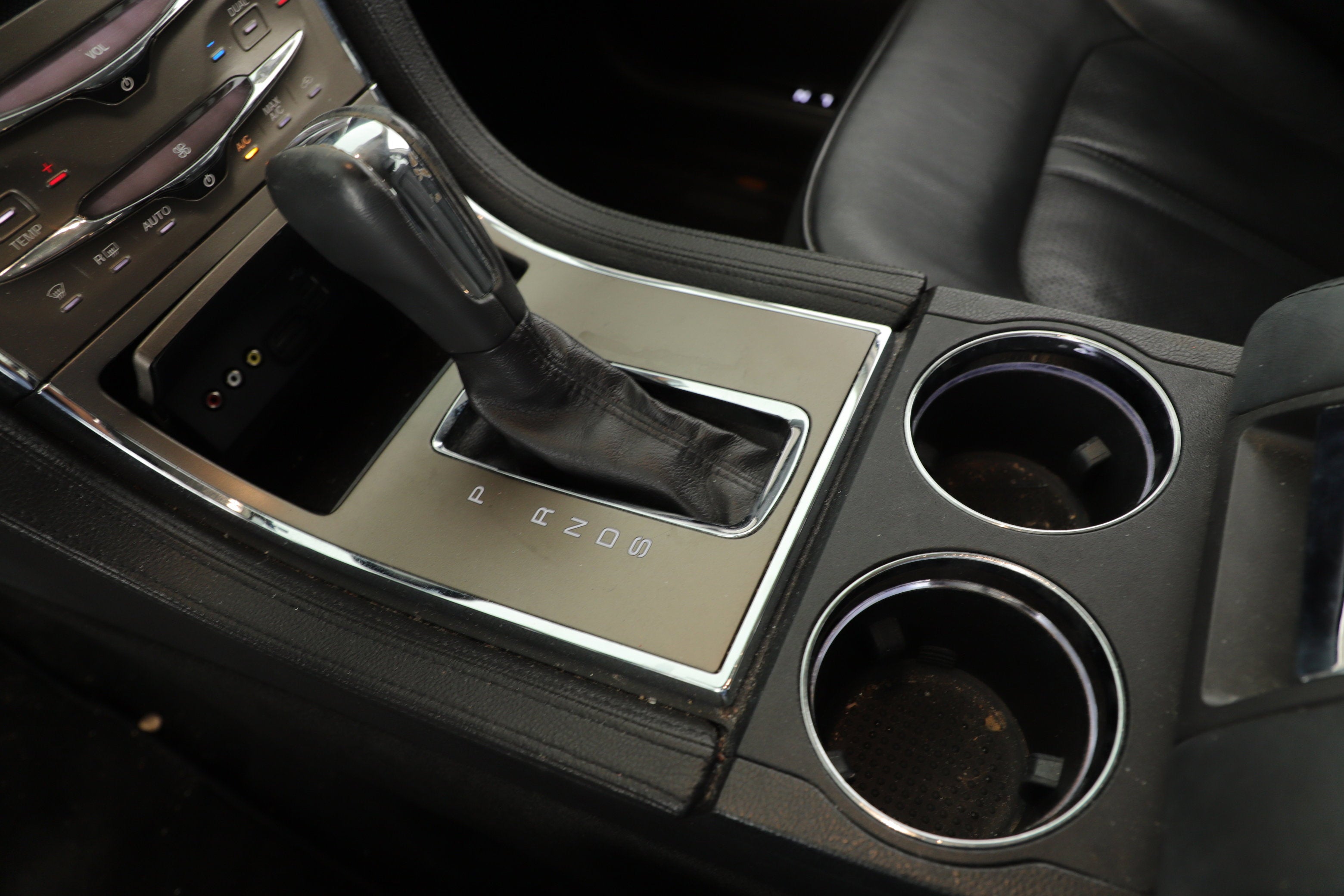 2015 Lincoln MKX Base