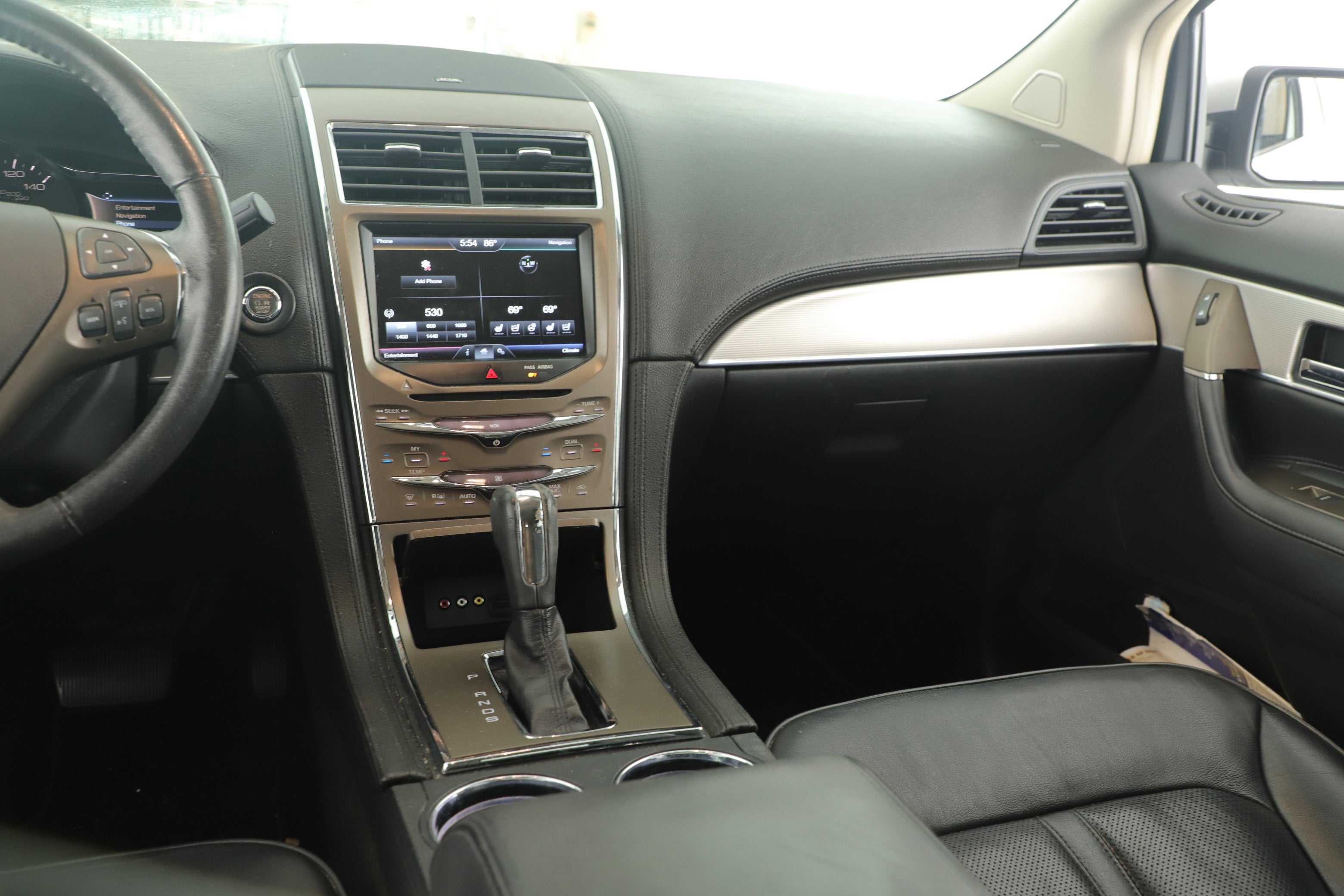 2015 Lincoln MKX Base