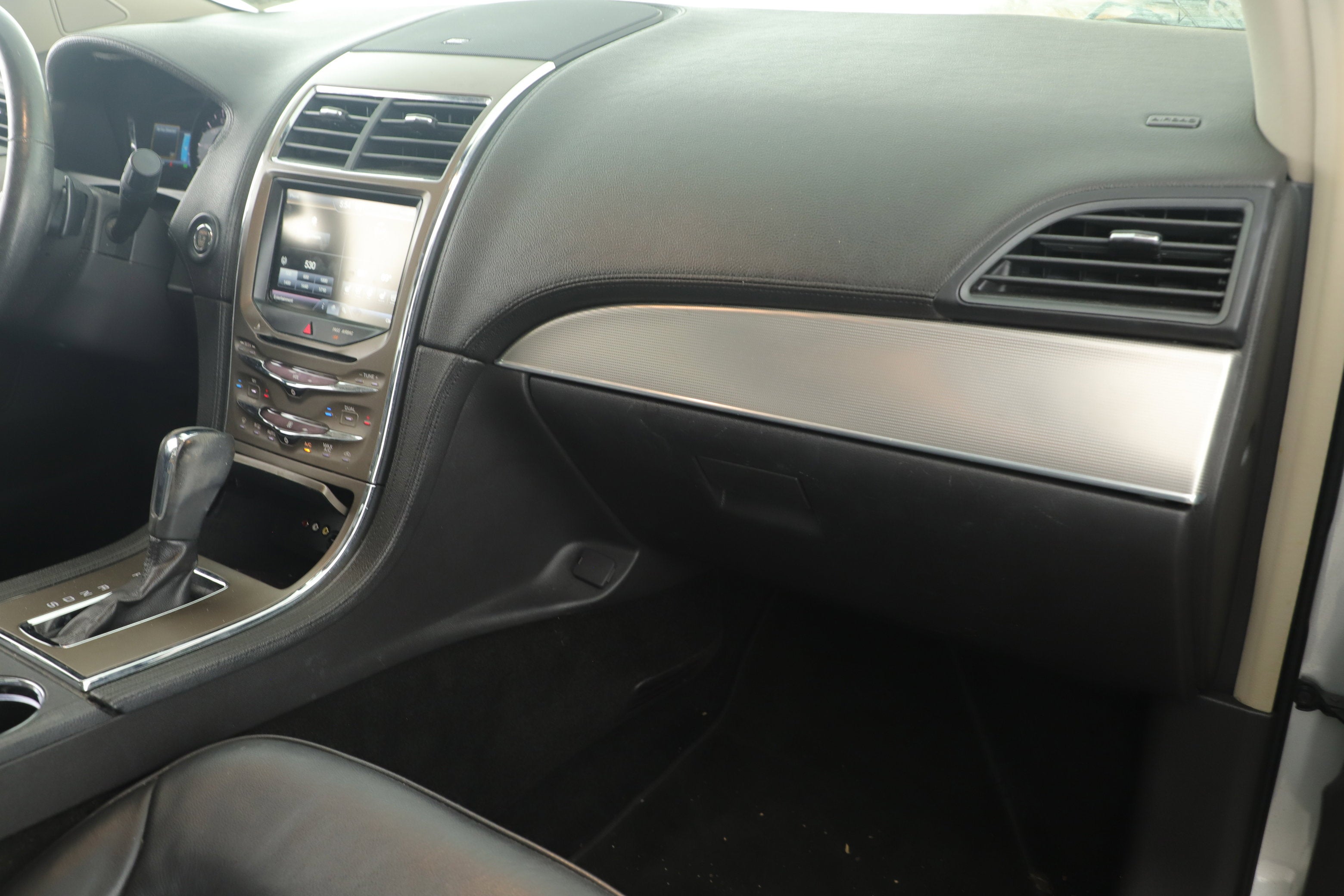 2015 Lincoln MKX Base