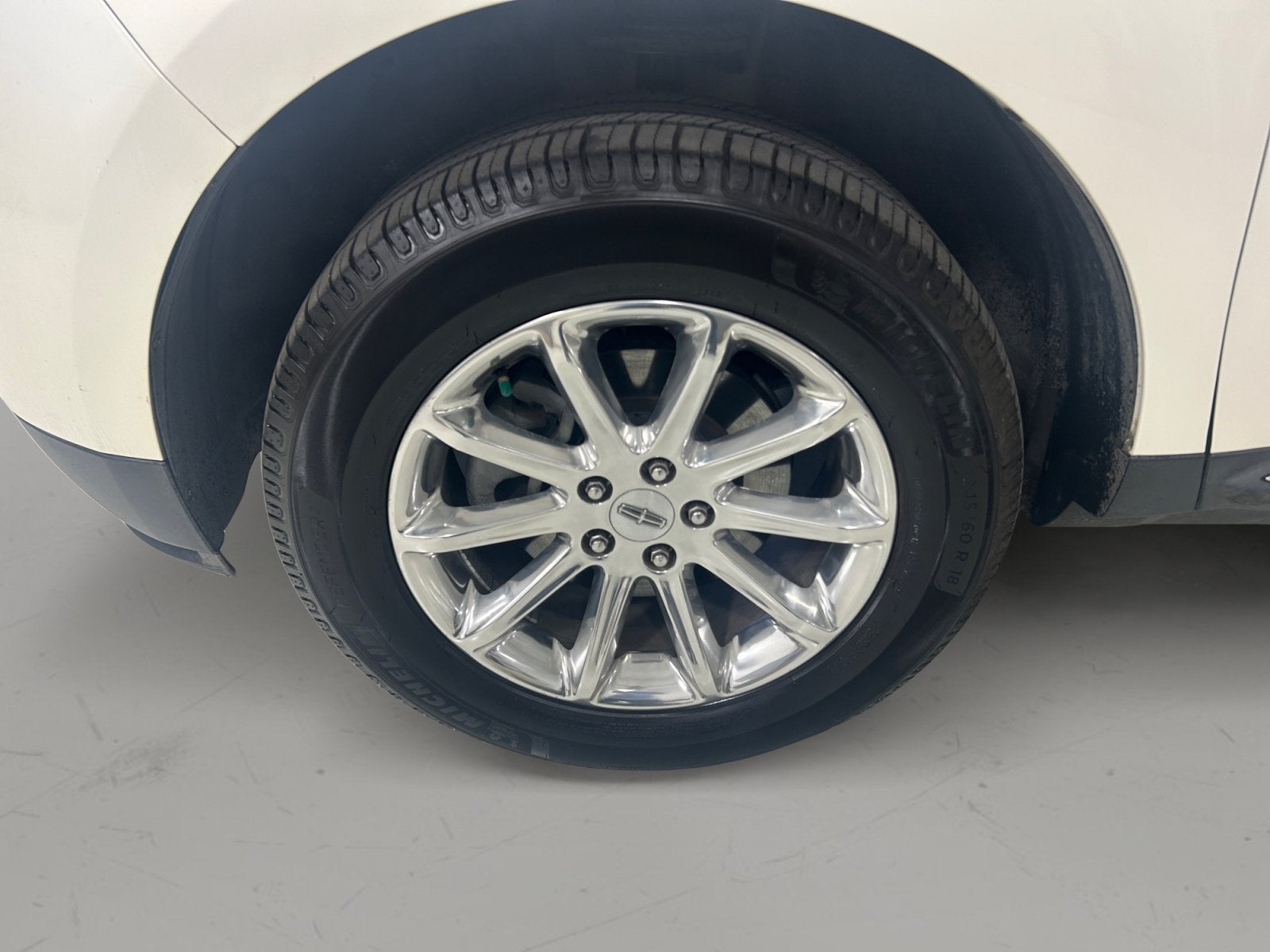 2012 Lincoln MKX Base