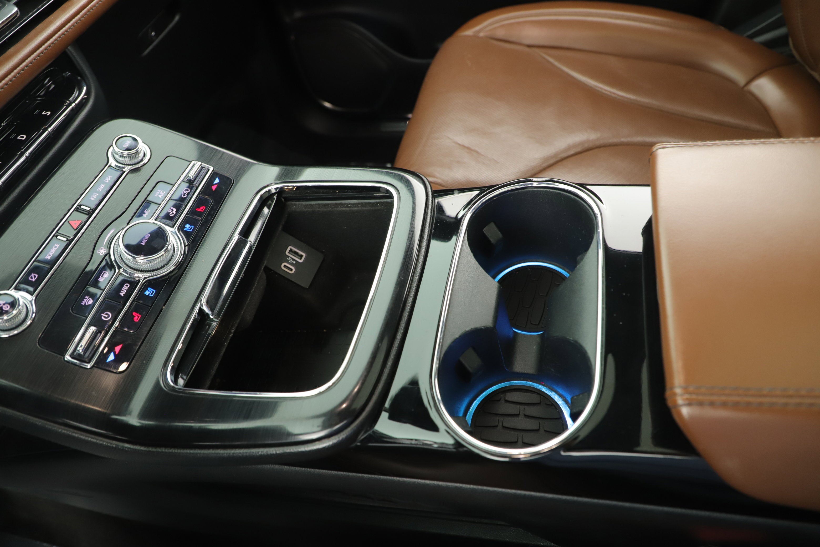 2021 Lincoln Nautilus Reserve