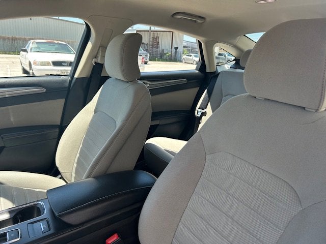 2019 Ford Fusion S