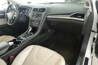 2016 Ford Fusion Titanium Hybrid