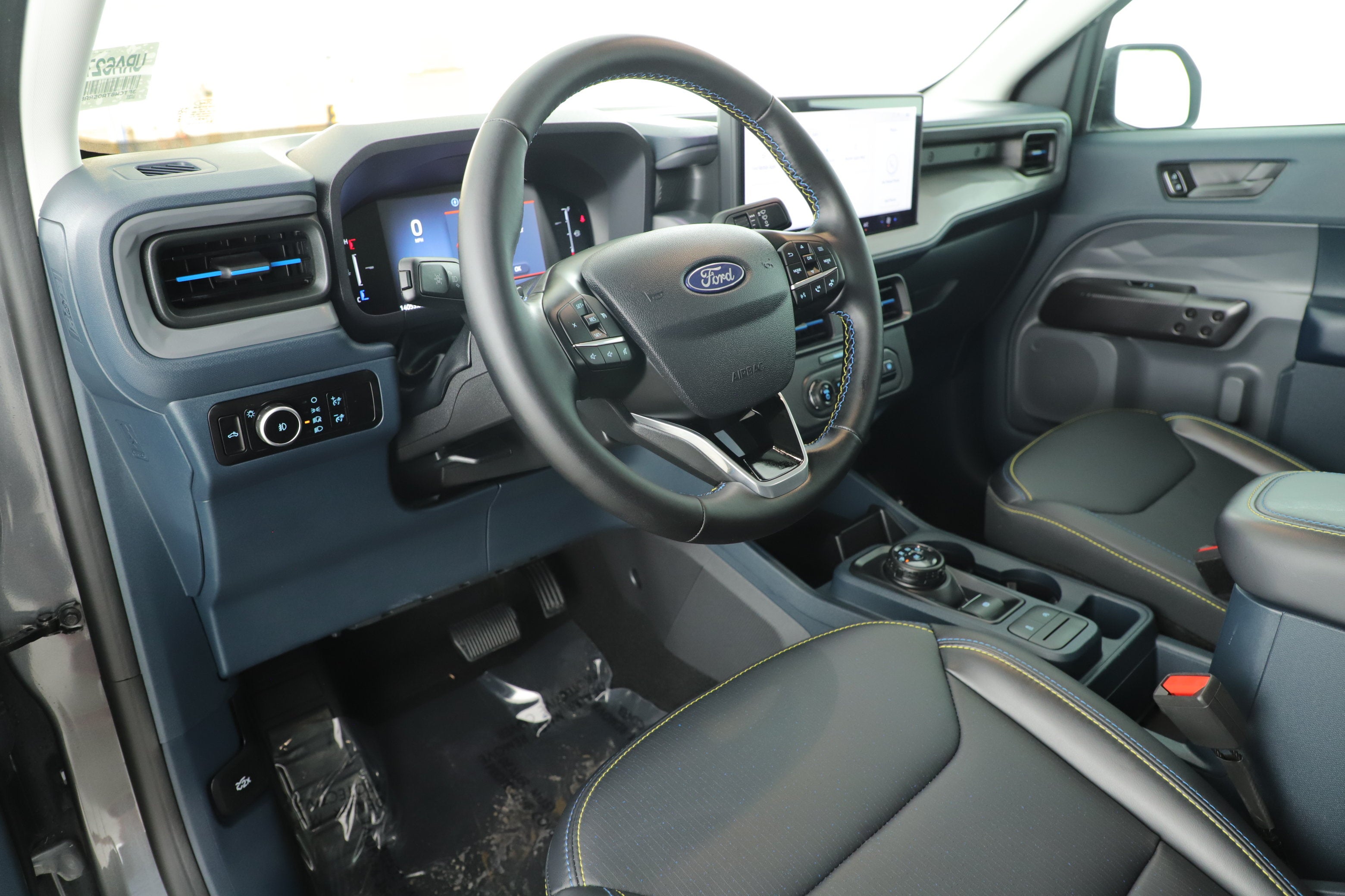2025 Ford Maverick Lobo Standard