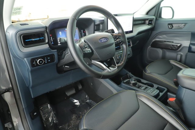 2025 Ford Maverick Lobo Standard