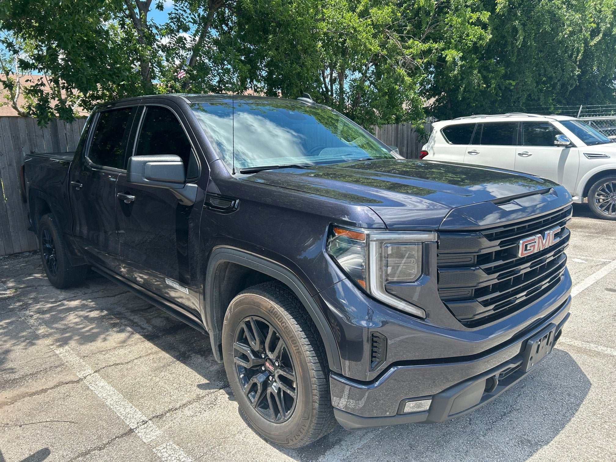 2024 GMC Sierra 1500 Elevation